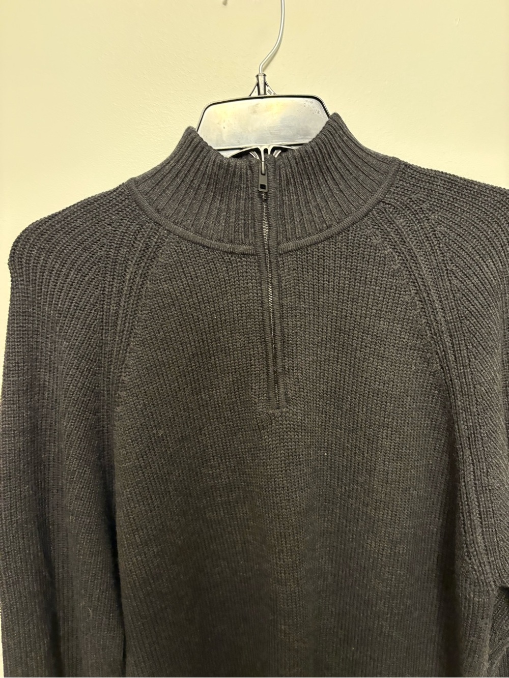 Kit and Ace Charcoal Merino Wool Gray Ribbed Raglan Quarter-Zip Sweater - Size M